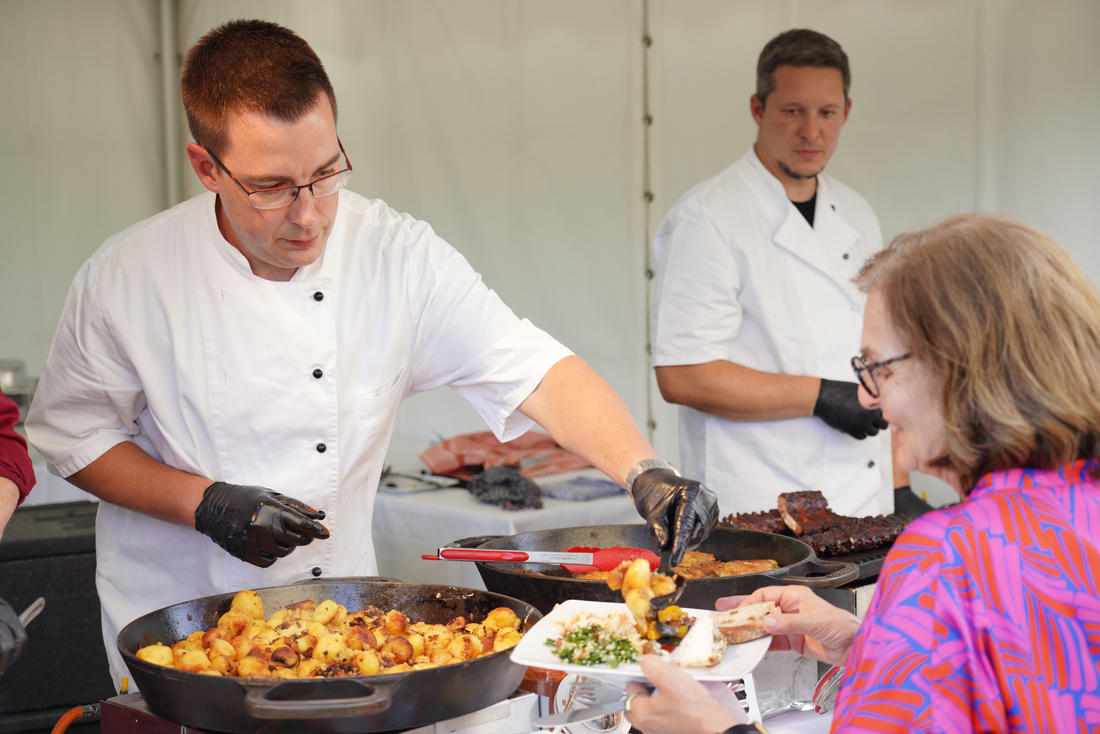 Sommerabend der Wirtschaft, Catering "Feuer und Flamme".